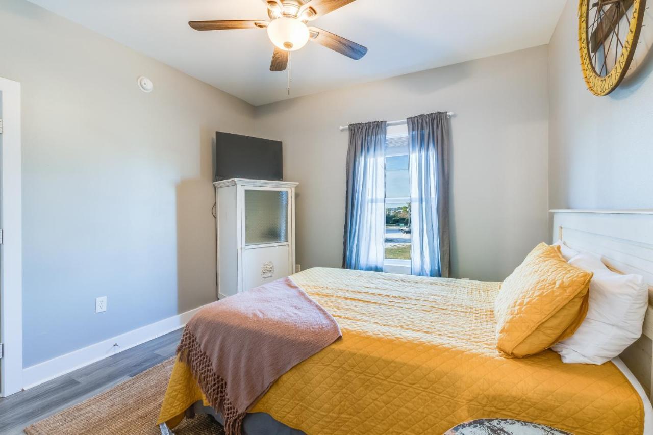 Modern, 3 Bedroom Private House Within Walking Distance To The Beach! Gulf Shores Extérieur photo